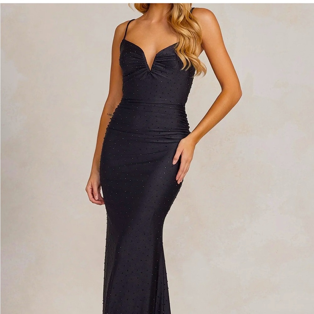 New Promgirl Nox Anabel Beaded Sleek Long Formal Gown with Notched V-neck size 6